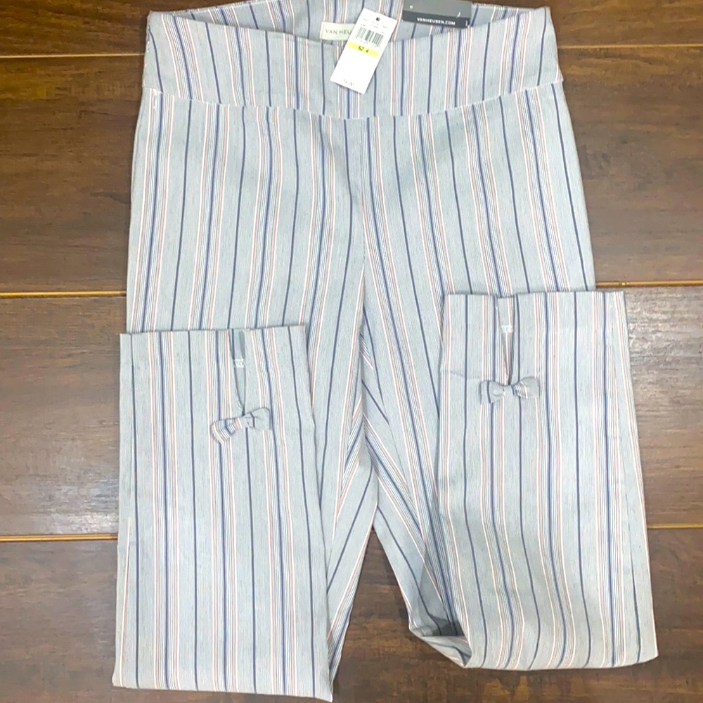 Women’s Van Heusen pants